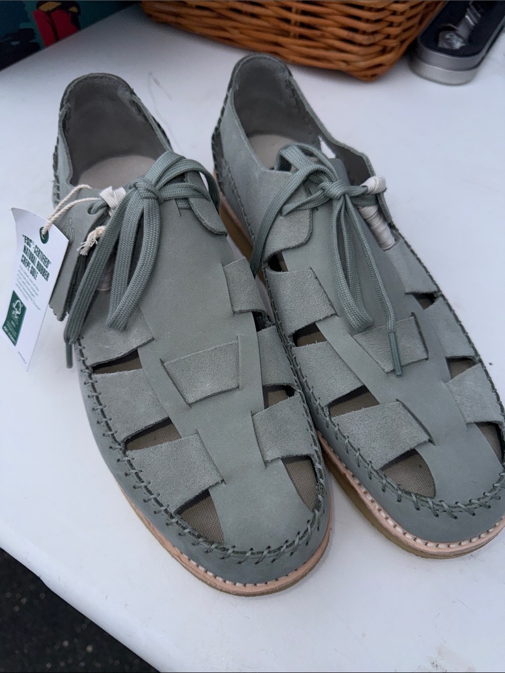 KITH / CLARKS light Green mens Leather Lace-Up Flats